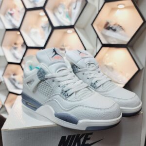 Nike Air Jordan 4