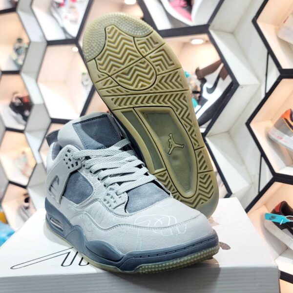 Jordan 4 Kows Cool Grey